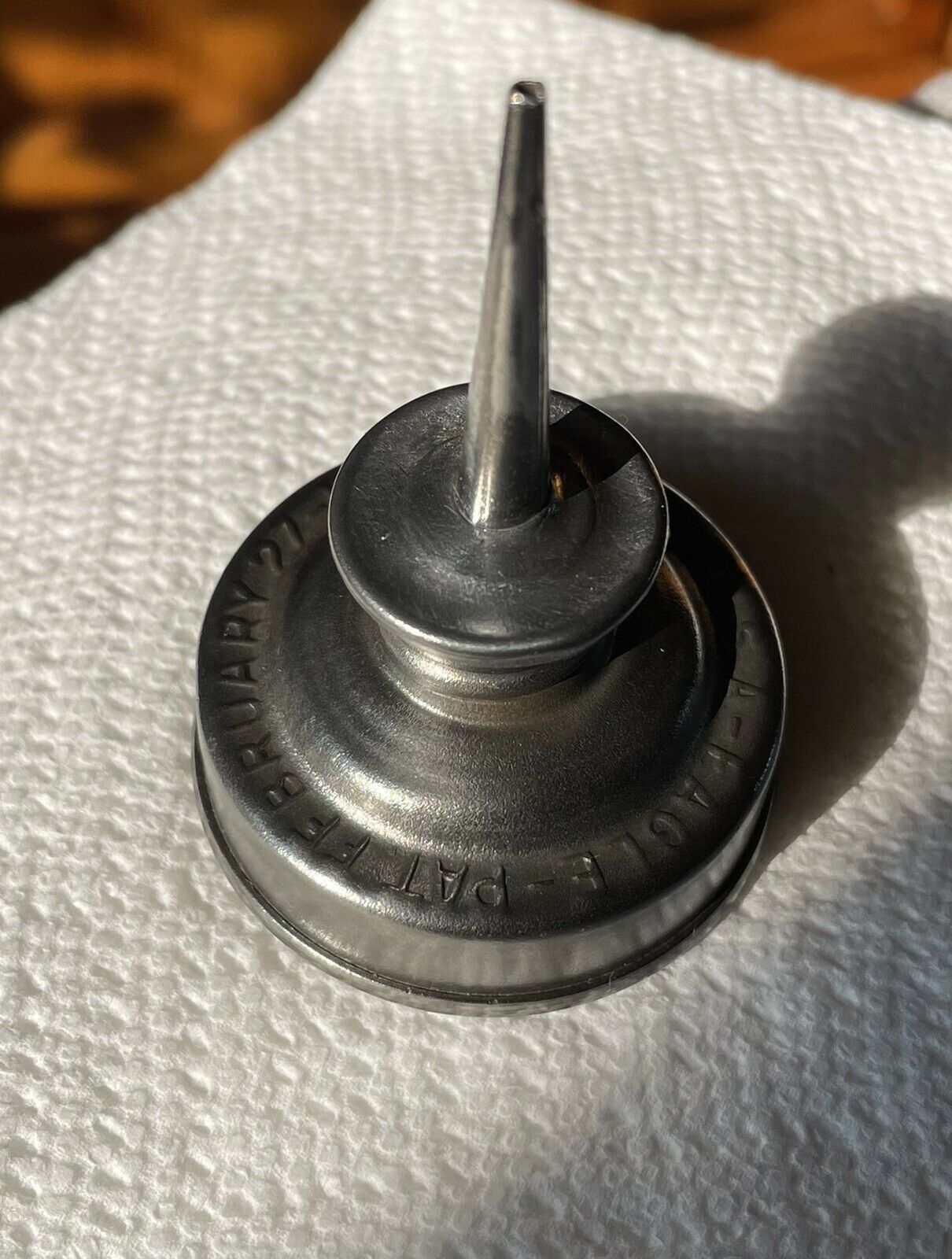 Antique Eagle Thumb Press Oiler Oil Can Patent February 27 1923 L@@k Very Clean