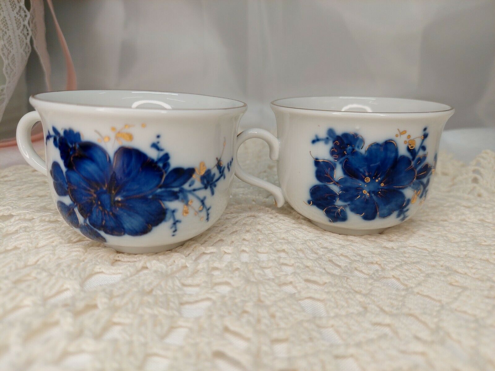Rare Sumi Set Of 2 Hand Molded & Painted-romania Fine Porcelain Cups Blue Floral